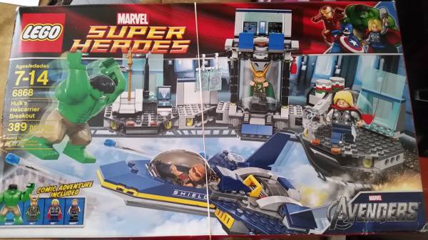 Lego Super Heroes Hulks Helicarrier Breakout