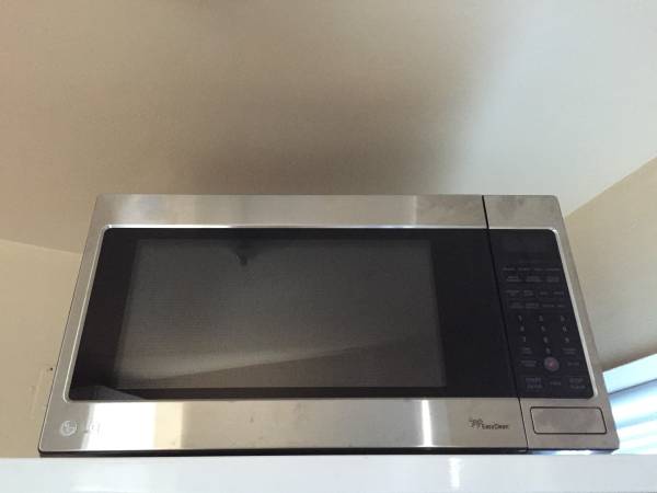 LG Microwave LCRT2010ST