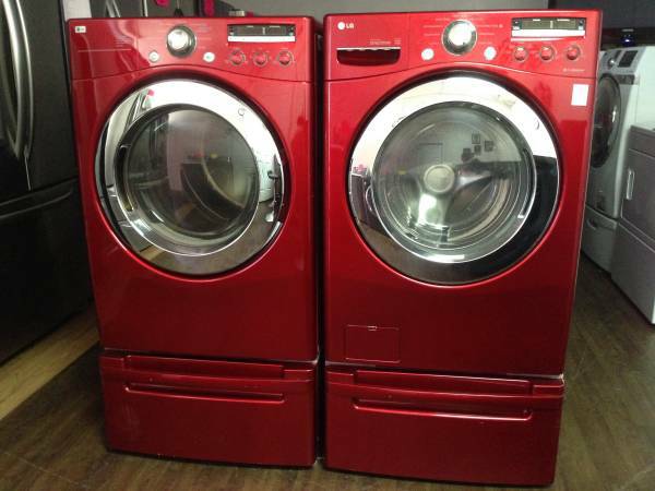 L.G,  WASHER amp DRYER LIKE NEW NICE amp CLEAN FREE DELIVER AVE 899.00 (HARRY HINES amp 635 FREE DELIVERY)