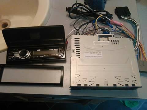 Like new JVC car stereo