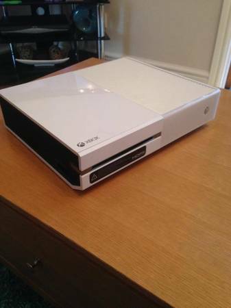 Like New Recondition Xbox One Limited Edition For Sale