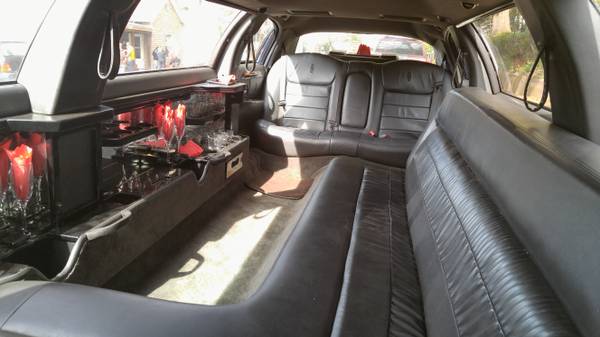 Lincoln 2001 120 stretch Limousine for sale 13.000