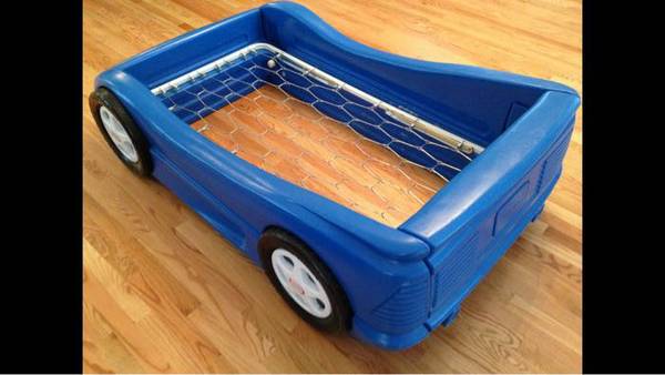 Little Tikes racecar bed (west hartford)