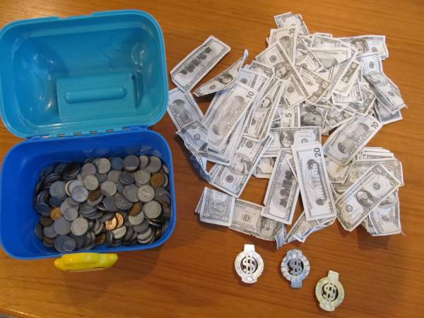 Little Tikes treasure chest, play money