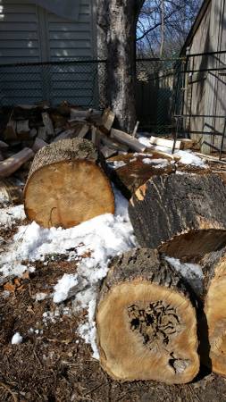 Log splitting service available