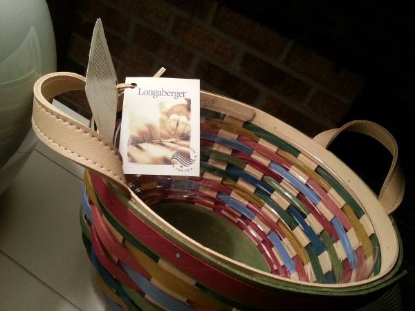 Longaberger Round Potluck Basket