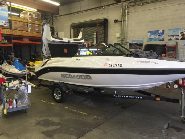 Looking for a assistant to help at my auto and Jetski shop asap (Se Portland Oregon)