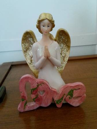 Love Angel Figurine with Glitter