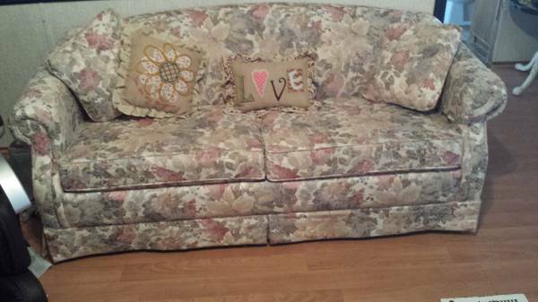 lowered prices Beautiful lazy boy sofa sleeper and more