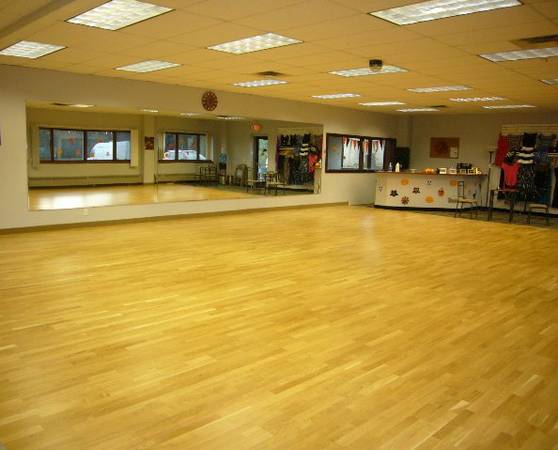 Make friends,enjoy dance in Ballroom amp Latin Dance Club in Burnsville (Burnsville)