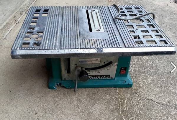 Makita Table Saw