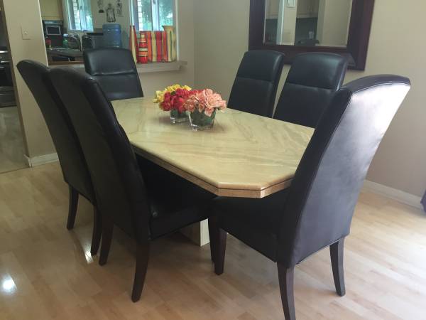 MARBLE DINING  TABLE