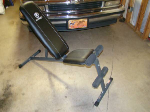 MARCY ADJUSTABLE BENCH