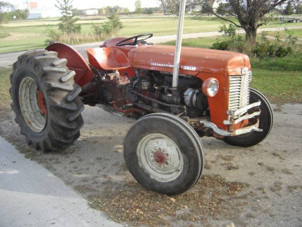 Massey Ferguson 35 diesel utility tractor (Foxhome,MN)