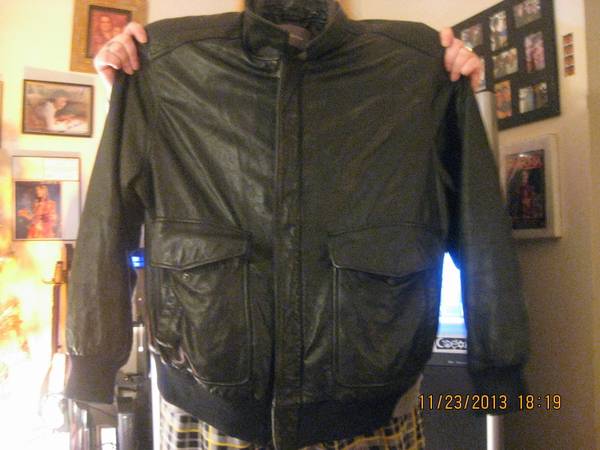 mens leather jacket size L