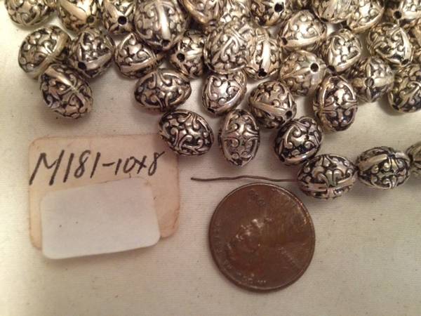 METAL AND METALLIZED LUCITE BEADS (north miami)
