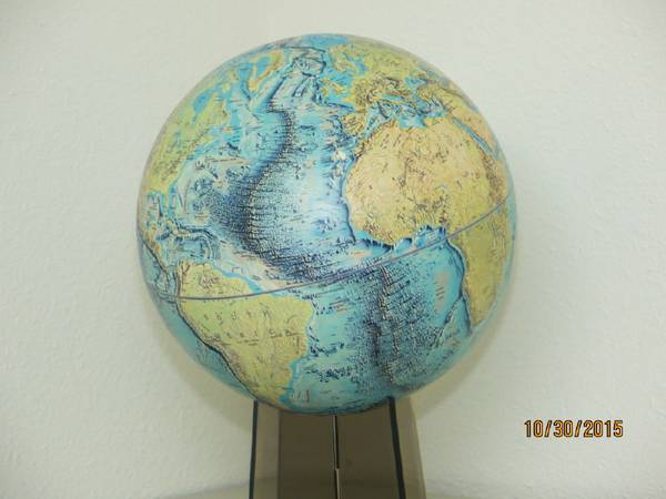 National Geographic Globe