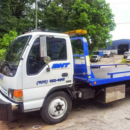 NEED A TOW TRUCK 247 ROADSIDE ASSISTANCE 50 BNT TOWING (as low as 50)