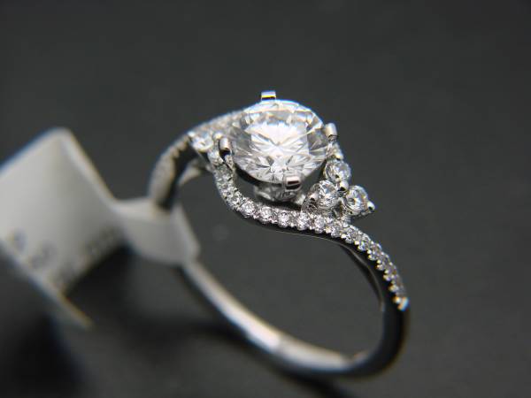 New 14K White Gold Diamond Engagement Ring