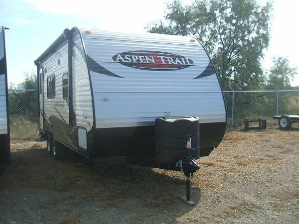 New 2015 Aspen Trail 1900RB travel trailer