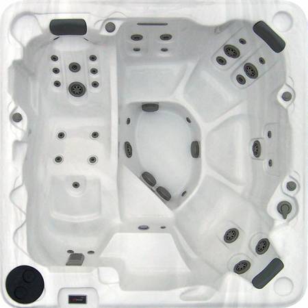 New 2015 Model Hot Tub Spa