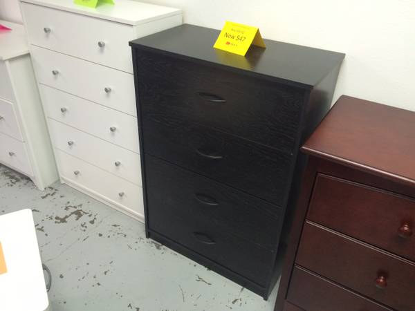 New Ameriwood 4 Drawer Chest 47.00