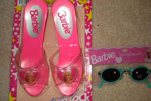 NEW Barbie Dress Up Shoes and Sunglasses