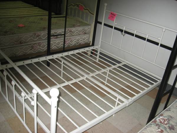 NEW FULL STEEL BED FRAME