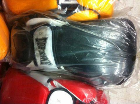 NEW LEATHER BOXING GLOVES