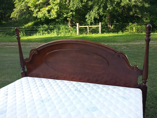 NICE King Size Bed for Sale