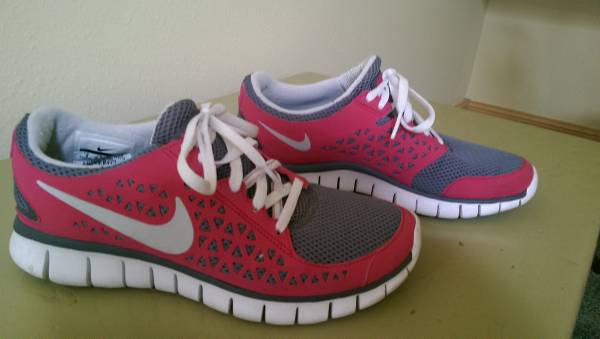 Nike Free Run Womens Tennis Shoe