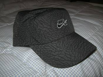 Nike SB Adjustable Hat (Air Jordan Print) (New w Tags)