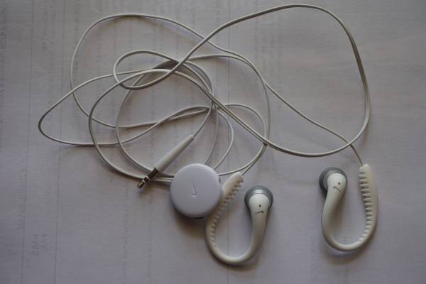 Nike Sport Flow Ear Hook Headphones White by Phillips