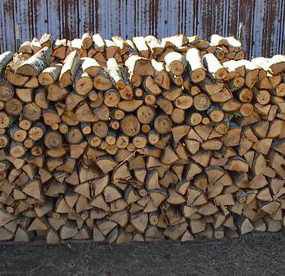 OAK FIREWOOD FREE DELIVERY AND STACKING