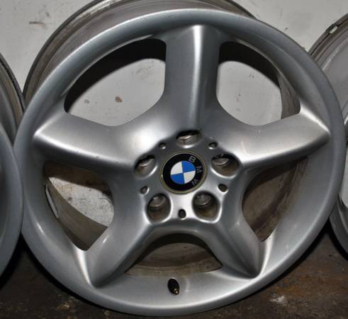 OEM 17 inch BMW wheels 17x7.5