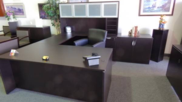 OFFICE FURNITURE  (ON SALE NOW) (st. charles mo.)