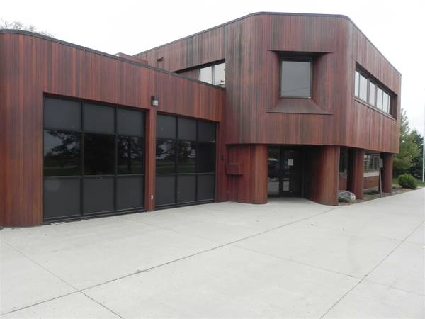 Office space to lease with 500SF