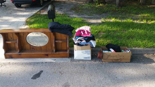 Our crap can be your crap (802 Rosalia Dr, Sanford)