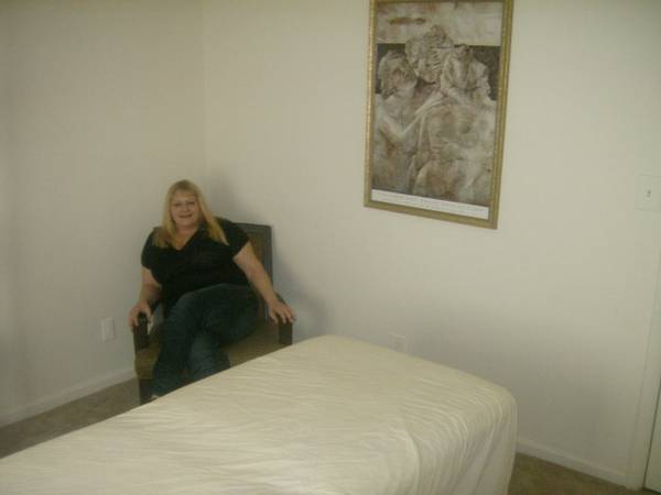 OUTCALL MASSAGE by a FRIENDLY and PROFESSIONAL FEMALE THERAPISTS (las Vegas and surrounding areas)