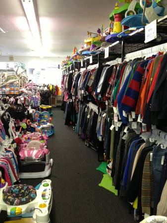 OVER 20,000 ITEMS OF CHILDRENS CLOTHING