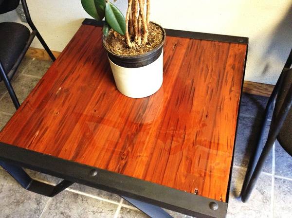 Pallet Table with Aged Cyprus