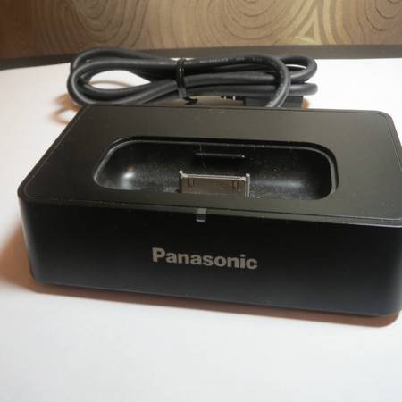PANASONIC TNM2AX0011 UNIVERSAL DOCK FOR iPOD FOR TV NEW NEVER USED
