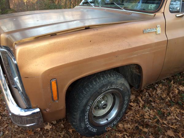 parting out 1980 chevy scottsdale pickup (gravette)
