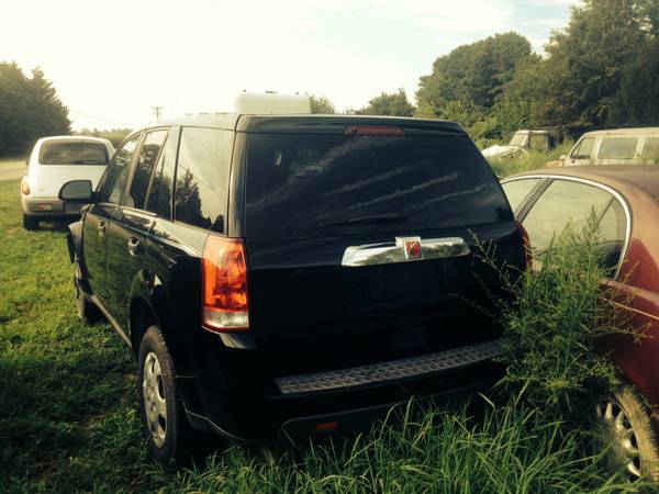 parting out 2005 Saturn vue (Houston)