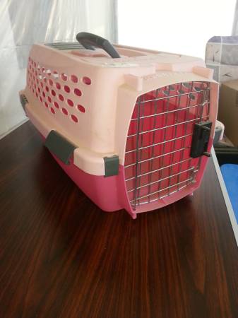 pet carrier  travel crate