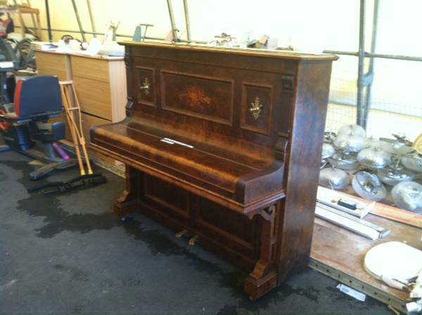 Piano Moving 25 hr per man (Big Island)