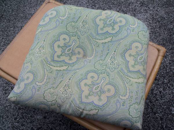 pillow for chair, sterilite trunk, box, drying clothes rack