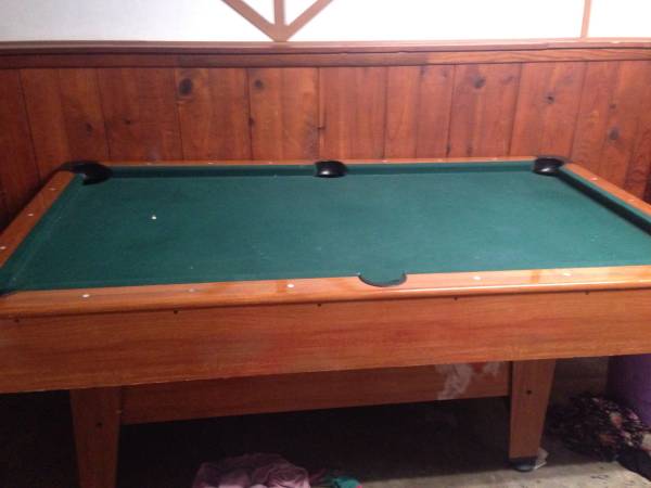 Pool table