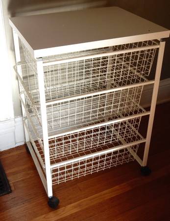 Portable organizer with 4 wire trays