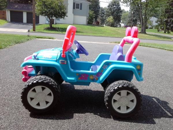Power Wheels Barbie Jeep